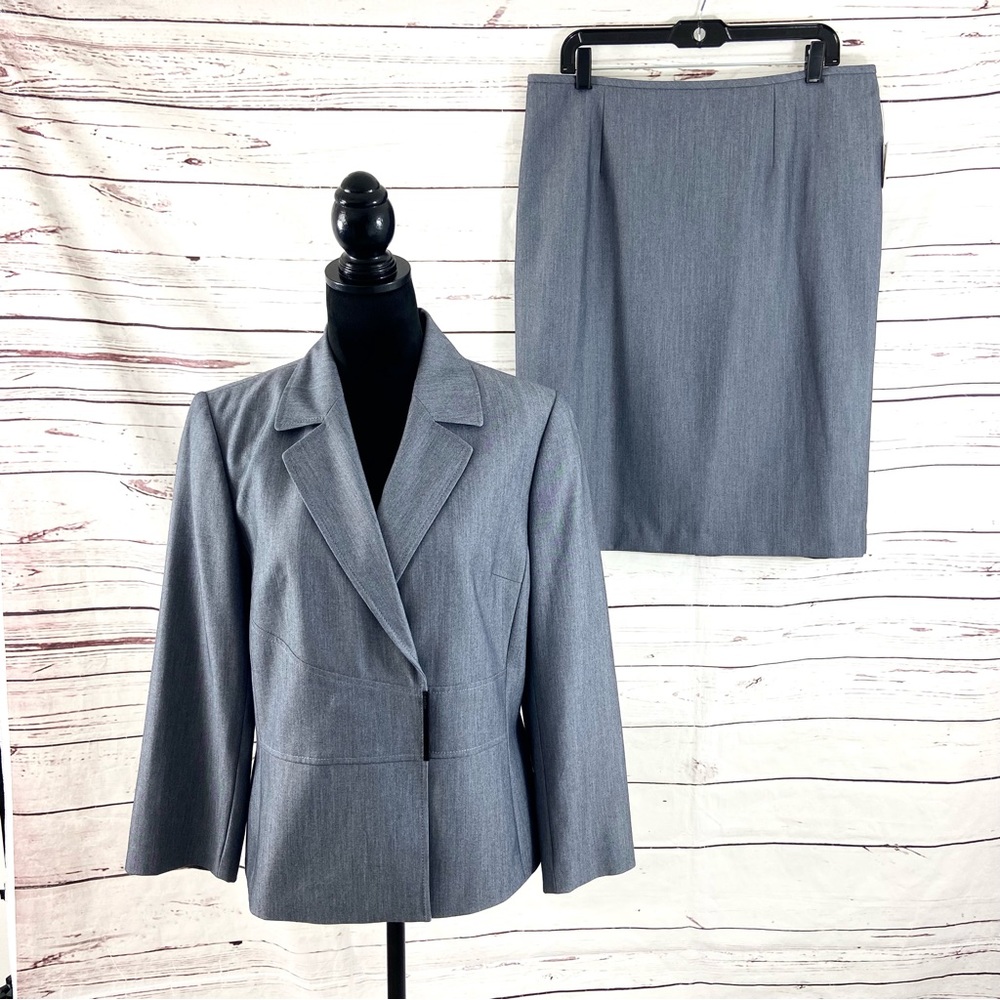 Calvin Klein 2PC Skirt‎ Suit Womens 14 Gray Blazer Double Breasted Long Sleeve.